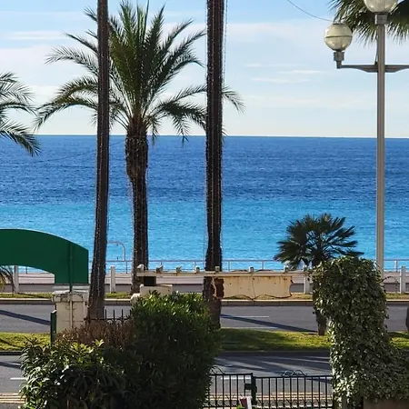 Eden Hotell 2*