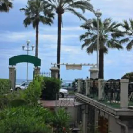 Hotell Eden Nice