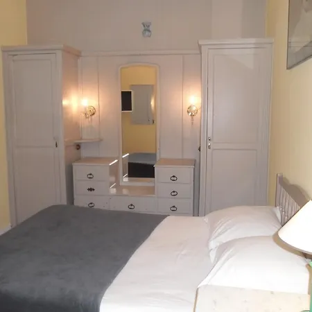 Hotell Eden 2*